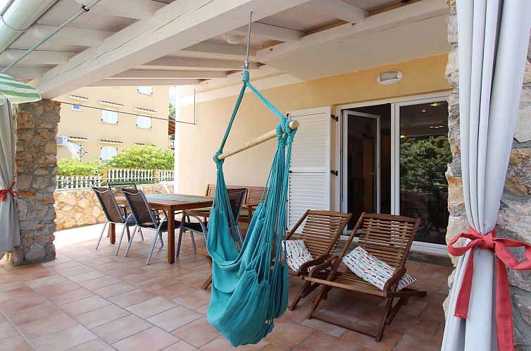 Appartement Appartement in Baška mit Eigener Terrasse