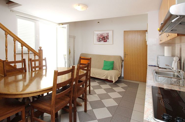 Appartement Appartement in Baška mit Eigener Terrasse