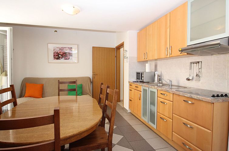 Appartement Appartement in Baška mit Eigener Terrasse