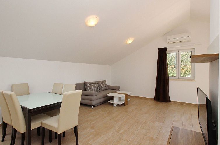 Appartement in Baška mit Terrasse