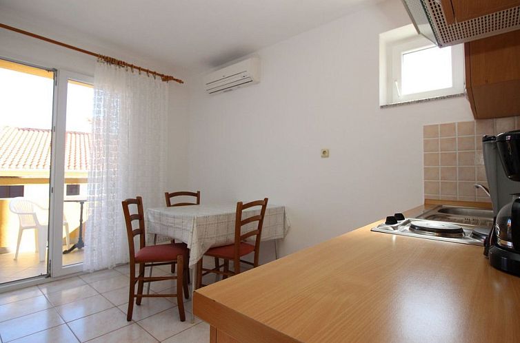 Appartement Appartement in Baška mit Eigenem Balkon