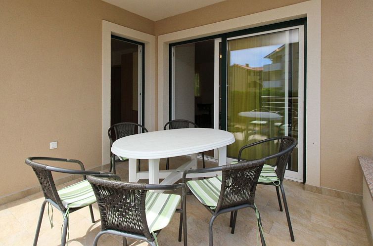 Appartement Wohnung in Baška mit Eigener Terrasse