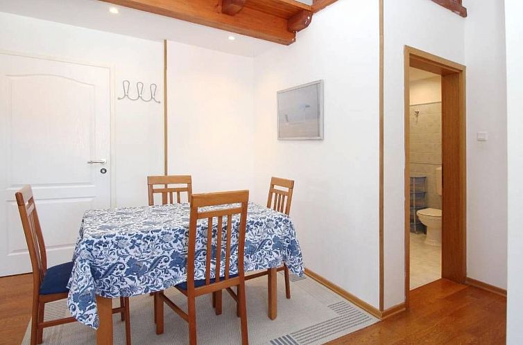Appartement in Baška mit Eigenem Balkon und Meerblick