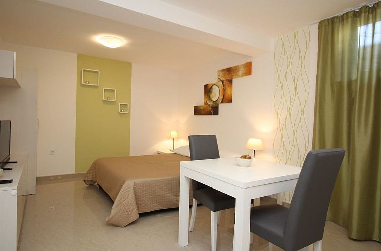 Appartement Appartement in Baška mit gemeinsamem Pool und G
