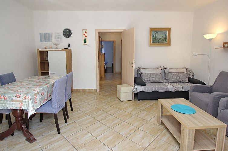Guest house 1043976 - Apartment Kvarner - Appartement Charmante Wohnung in Baška mit Eigener Terrasse