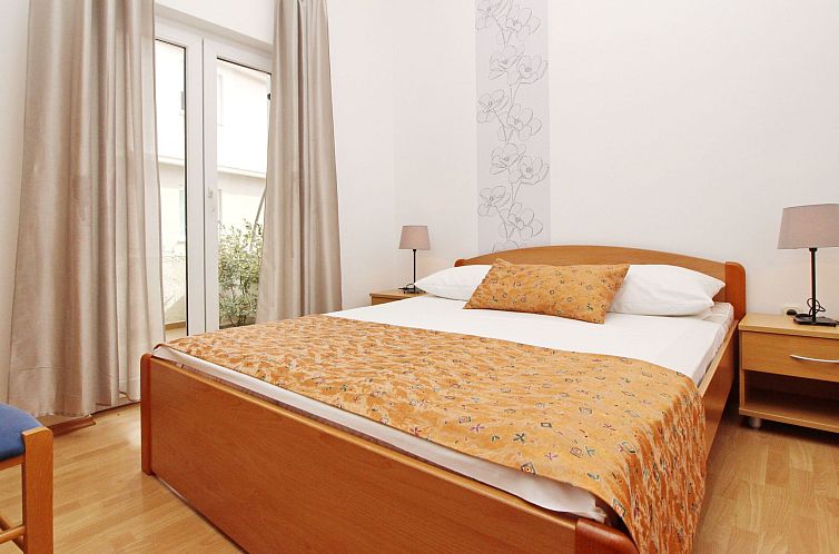 Appartement in Baška mit Eigener Terrasse