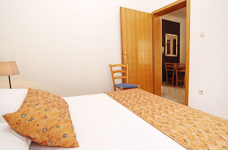 Appartement in Baška mit Eigener Terrasse