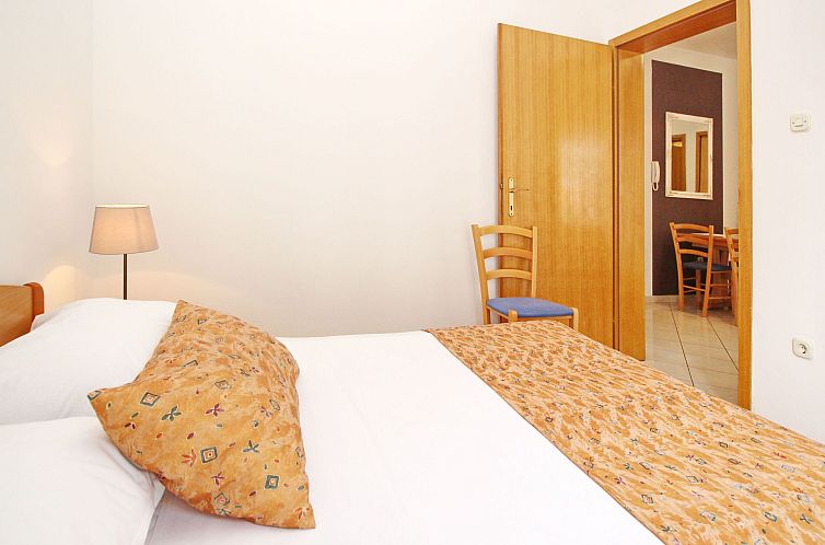 Appartement in Baška mit Eigener Terrasse