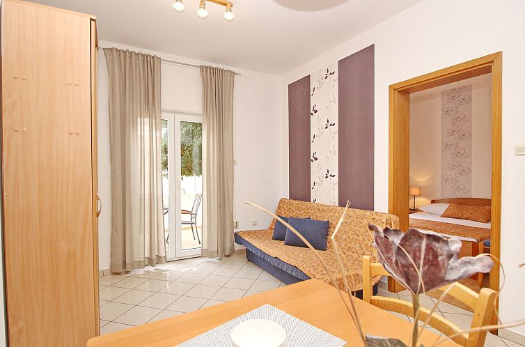Appartement in Baška mit Eigener Terrasse