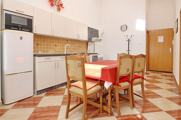 Appartement Charmante Ferienwohnung in Baška mit Eigenem Ba