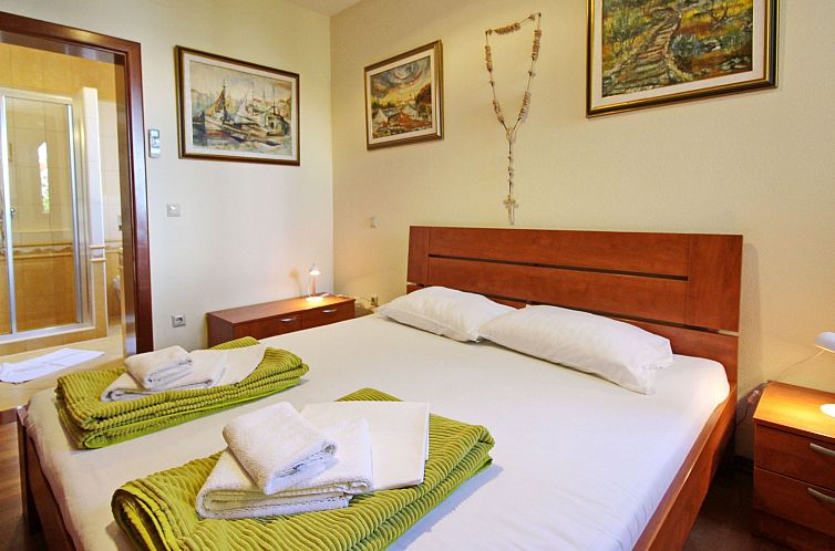 Appartement Appartement in Baška mit Eigener Terrasse