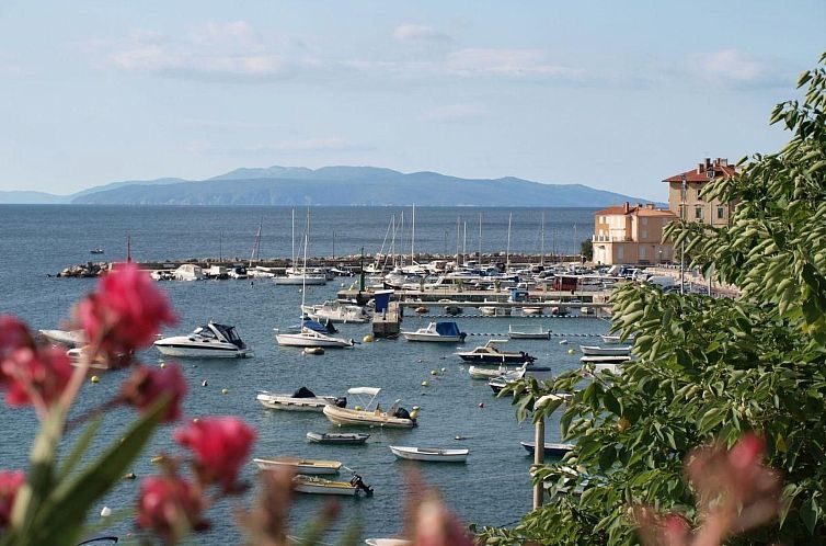 Appartement Schöne Ferienwohnung mit Balkon und Garten