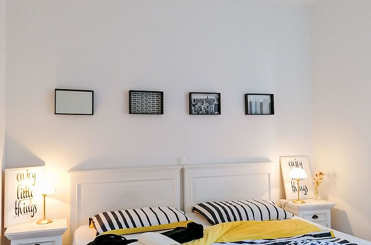 Appartement Modernes Apartment mit großer Terrasse und Gril