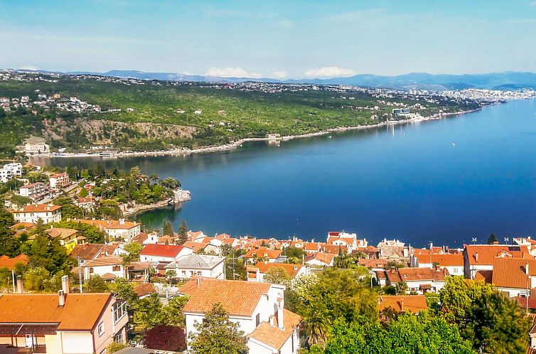 Appartement Großzügiges, modernes Apartment mit Terrasse u