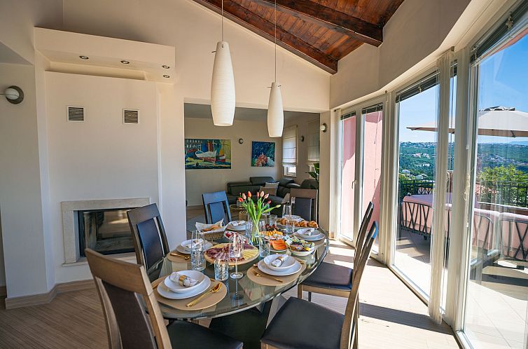 Appartement Großzügiges, modernes Apartment mit Terrasse u