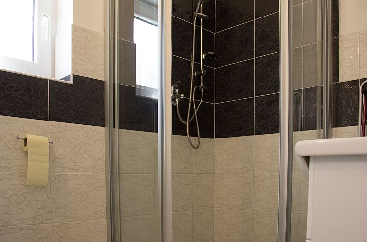 Appartement „BMB Apartments3“ mit Blick aufs Wasser