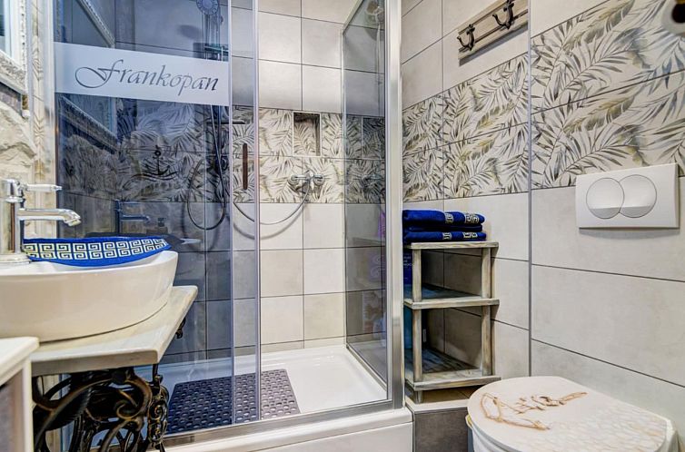 Appartement Apartment "Schiffsruder" mit Blick auf die Innen