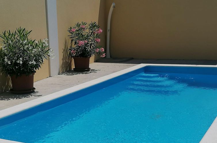 Appartement Gesamte Wohnung mit Terrasse und Meerblick