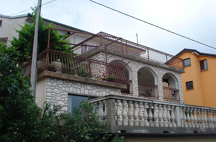 Appartement Gesamte Wohnung mit Terrasse und Meerblick