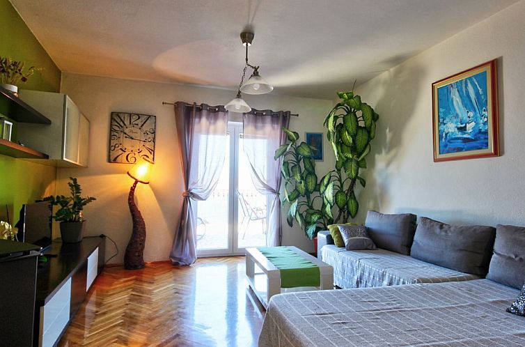 Appartement Gesamte Wohnung mit Terrasse und Meerblick