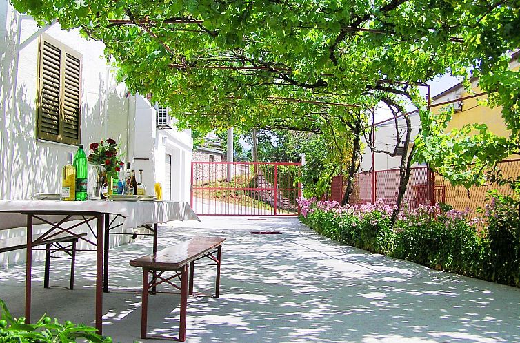 Vakantiehuis Holiday House Jure