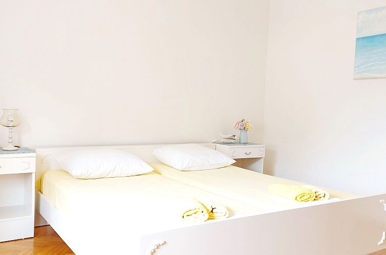 Vakantiehuis Holiday House Jure