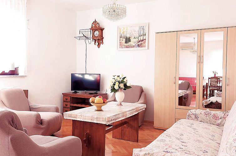 Vakantiehuis Holiday House Jure