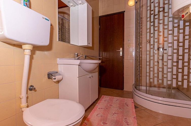 Appartement Wunderschöne Ferienwohnung in Dramalj und Meerb