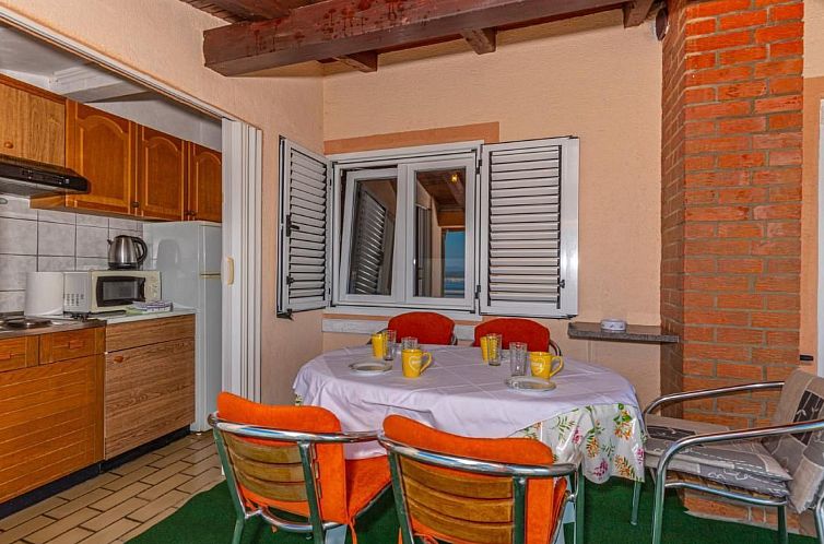 Appartement Wunderschöne Ferienwohnung in Dramalj und Meerb