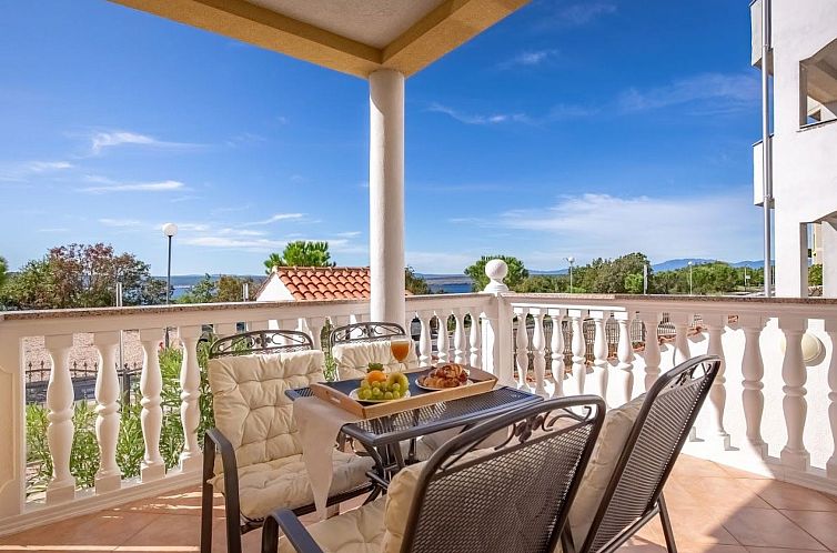 Appartement Wohnung mit Balkon und Meerblick
