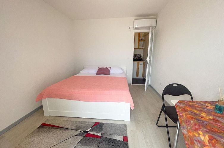 Appartement in Dramalj und Meerblick