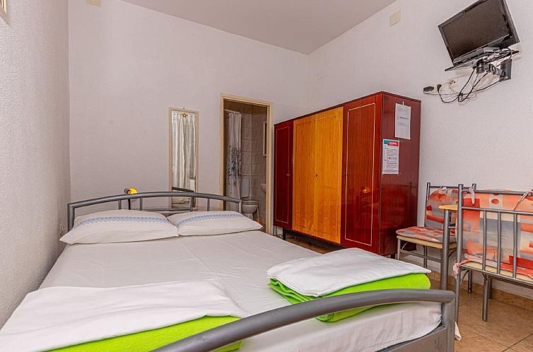 Appartement Wohnung in Dramalj mit Kleiner Terrasse