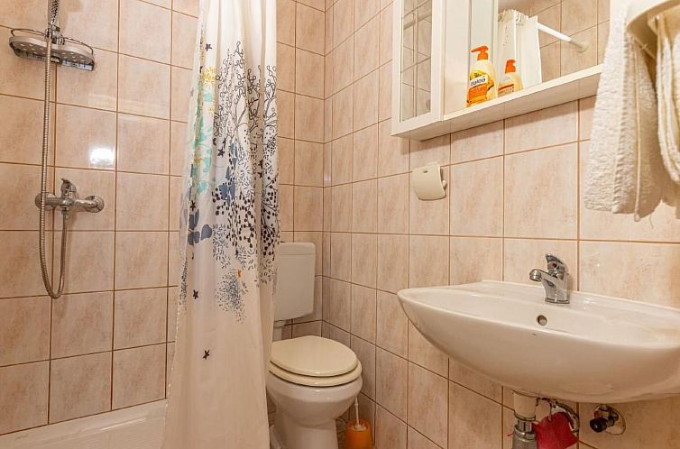 Appartement Wohnung in Dramalj mit Kleiner Terrasse