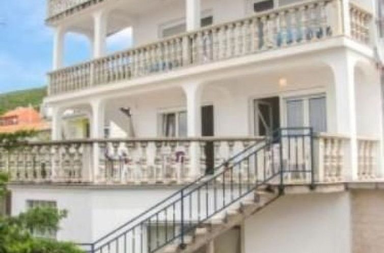 Unterkunft 1044236 - Appartement Kvarner - Appartement Wohnung in Dramalj mit Möbliertem Balkon