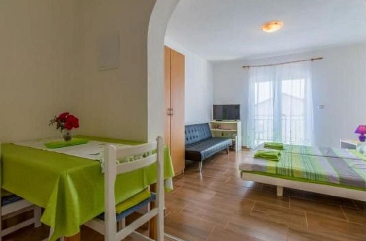 Appartement Wohnung in Dramalj mit Möbliertem Balkon