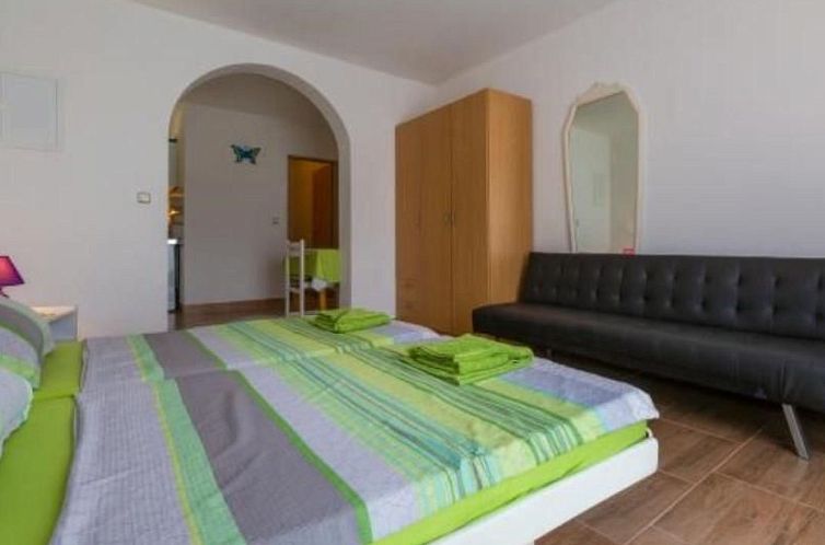 Appartement Wohnung in Dramalj mit Möbliertem Balkon