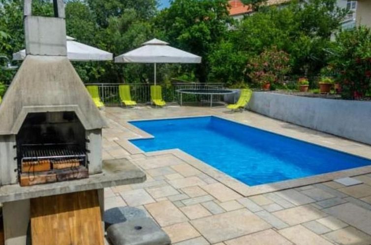 Appartement Wohnung in Dramalj mit Möbliertem Balkon