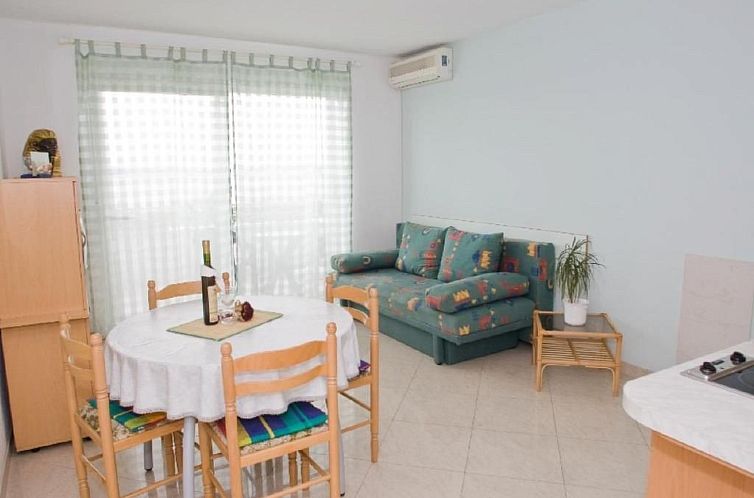 Appartement in Dramalj mit Terrasse