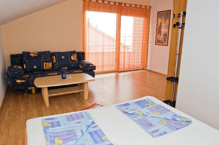Appartement Appartement in Dramalj mit Terrasse