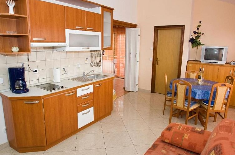 Appartement Appartement in Dramalj mit Terrasse