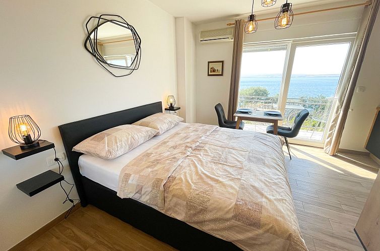 Appartement in Dramalj mit Terrasse