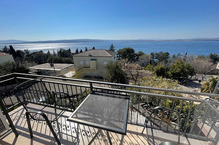Appartement in Dramalj mit Terrasse