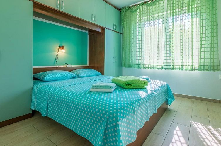 Appartement Appartement in Dramalj mit Terrasse und Grill