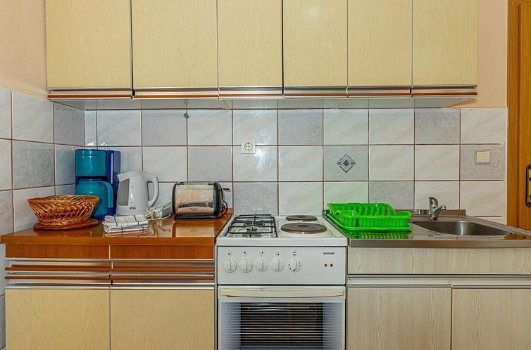 Appartement in Dramalj mit Terrasse und Grill