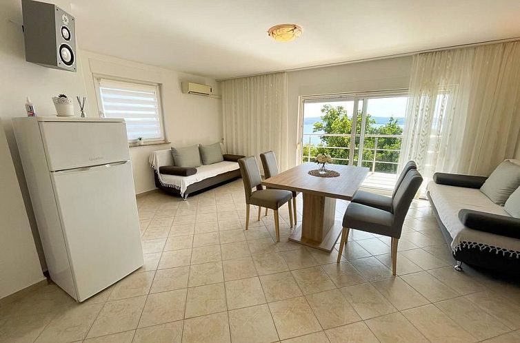 Appartement Wohnung in Dramalj mit Möbliertem Balkon