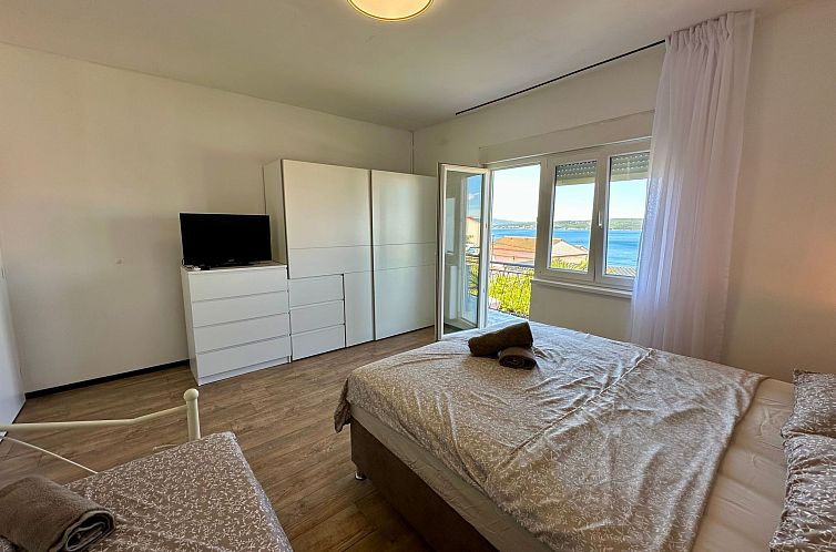 Appartement Wohnung in Dramalj mit Garten, Terrasse und Gril