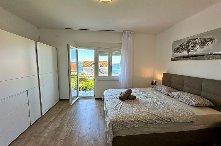Appartement Wohnung in Dramalj mit Garten, Terrasse und Gril
