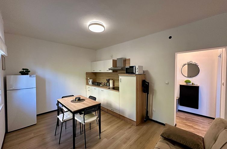Appartement Wohnung in Dramalj mit Garten, Terrasse und Gril