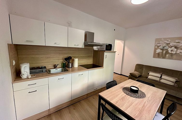 Appartement Wohnung in Dramalj mit Garten, Terrasse und Gril