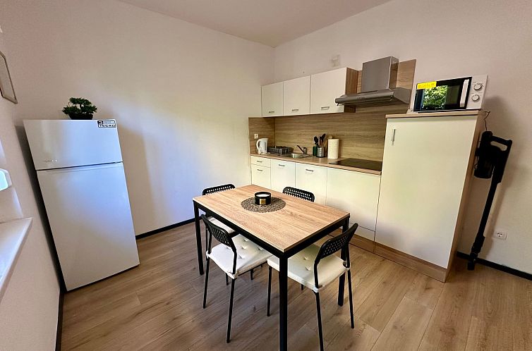 Appartement Wohnung in Dramalj mit Garten, Terrasse und Gril